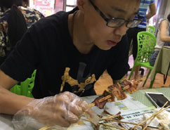 彬村山华侨农场烧烤加盟,学烧烤技术,开烧烤店多少钱